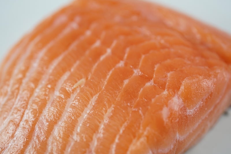 Grilled Salmon with Lemon and Dill